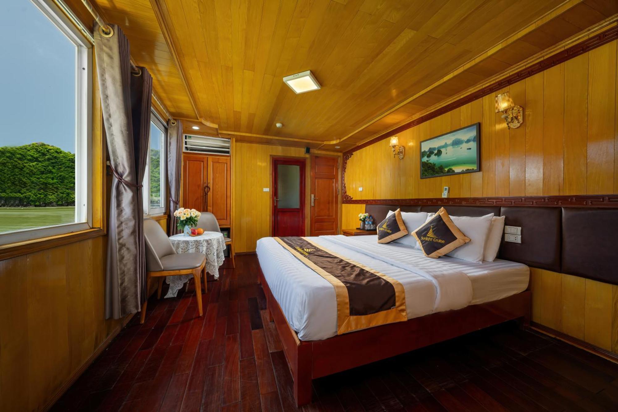 Hotel Sunlight Cruise Ha Long Zewnętrze zdjęcie