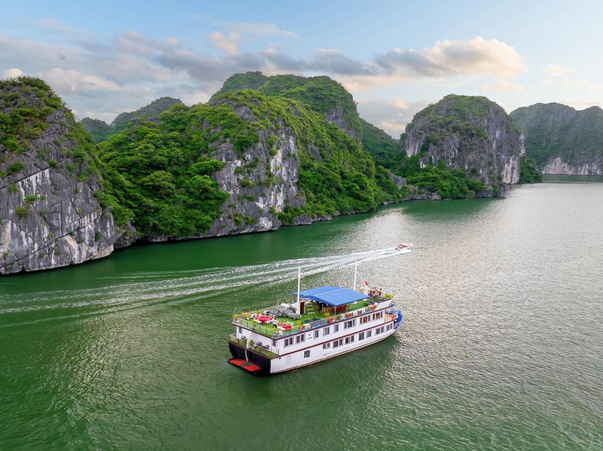 Hotel Sunlight Cruise Ha Long Zewnętrze zdjęcie